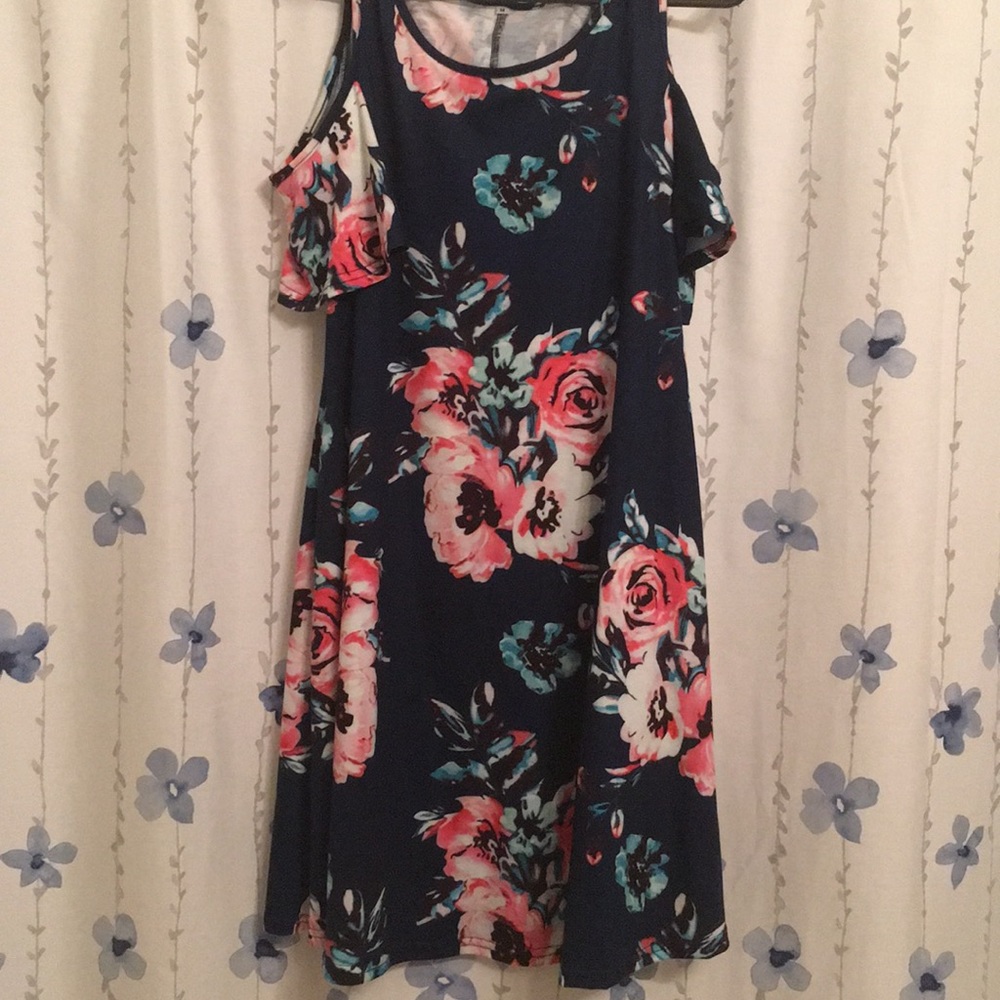 Floral navy blue dress